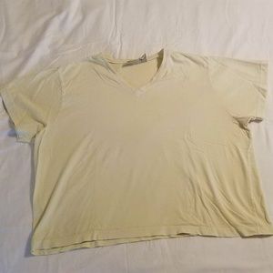 pale yellow v neck tee XL